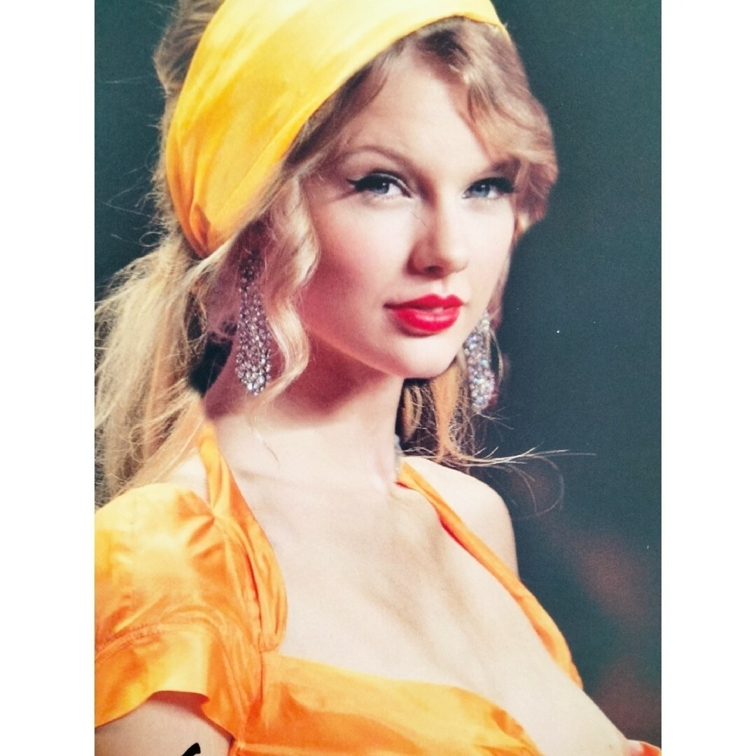 お宝…テイラー・スウィフト直筆サイン入り2Lサイズ写真…の通販 by まこ