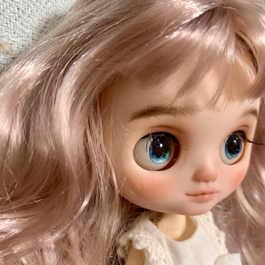 送料込】 No．10 カスタム アイシードール ミディサイズ ブライスの