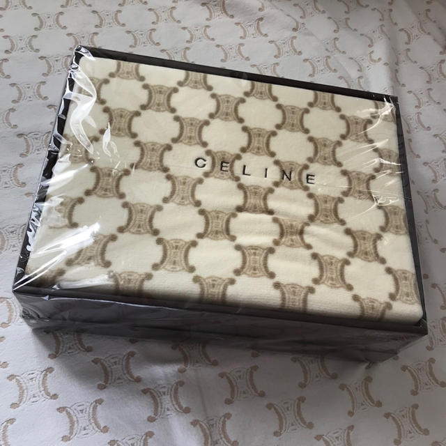 CELINE - ʚ꒰⑅新品セリーヌ毛布⑅꒱ɞの通販 by 𝕋𝕙𝕒𝕟𝕜 𝕪𝕠𝕦