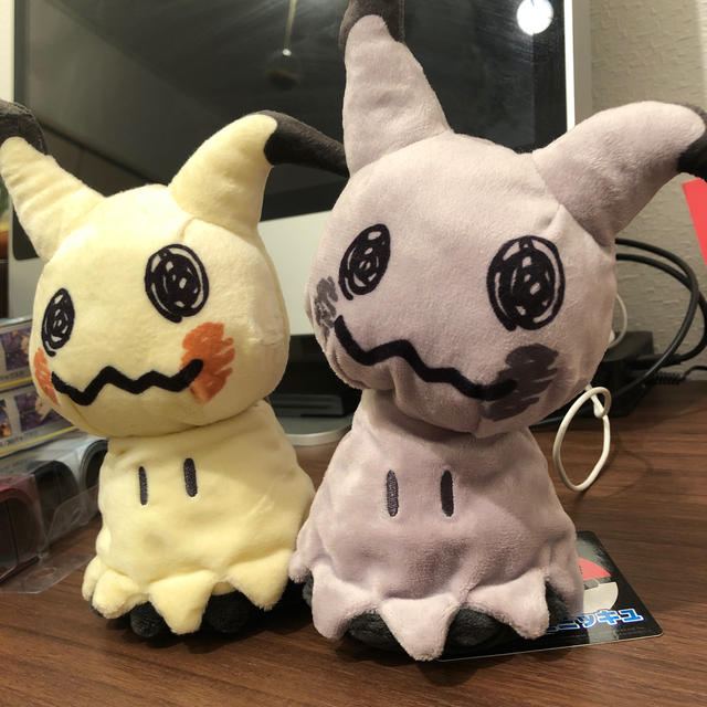 ポケモン - ミミッキュ と 色違いのミミッキュ の ぬいぐるみ セットの