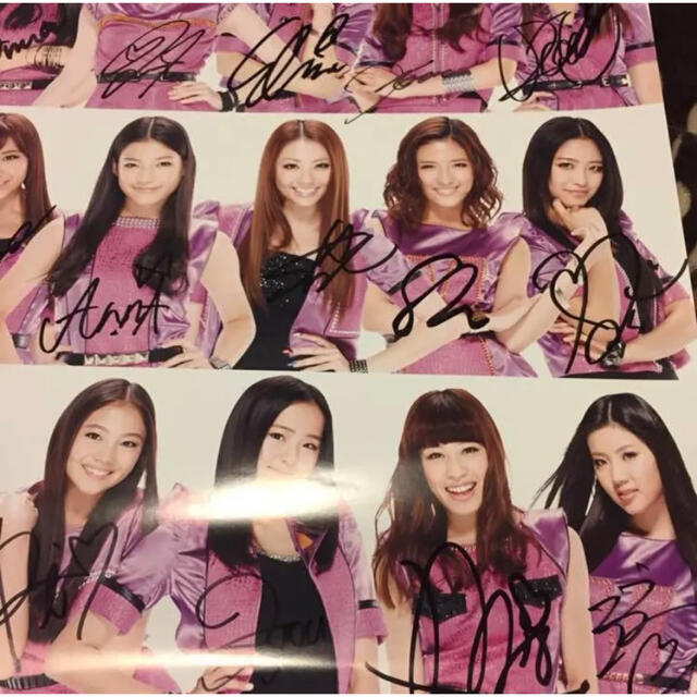 E-girls - E-girls☆メンバー全員直筆サインポスター(^○^)の通販 by