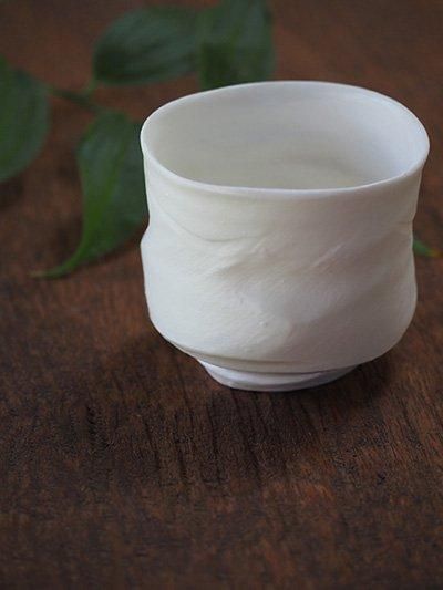 藤田祥・白備前ぐい呑 | Wave Stone - 備前焼のセレクトショップ・花ほうろ