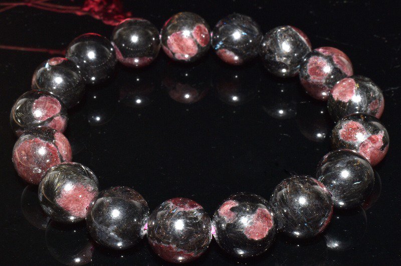 珍しい共生 ガーネットインヌーマイト 9mm ブレスレット 1個売り_