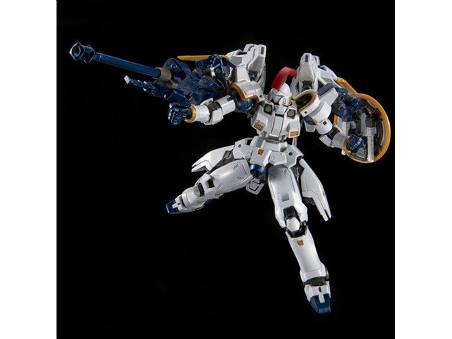 トールギス EWの特別版RGガンプラ、メタリックフレームやチタニウム