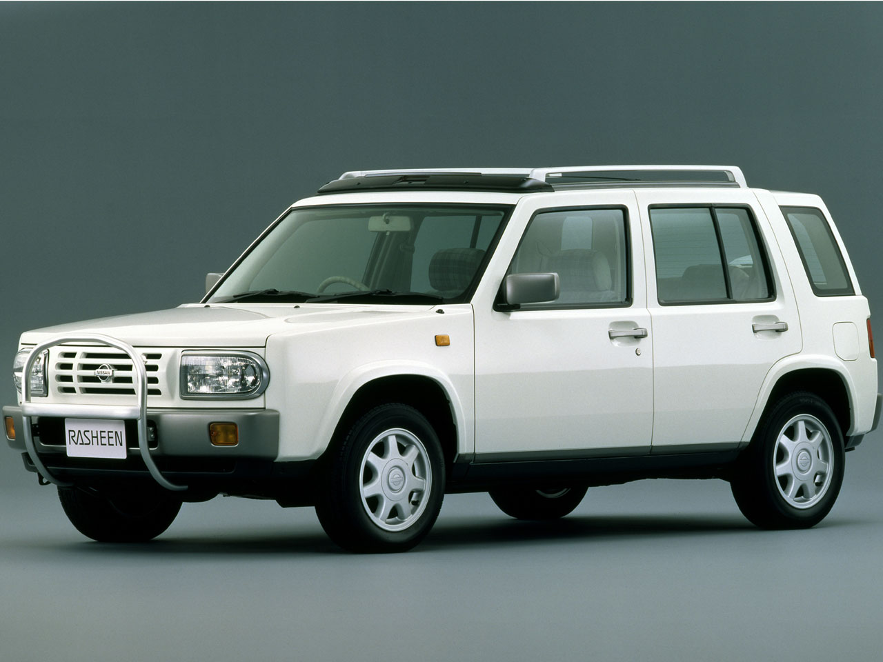 日産 ラシーン 1994年モデルの価格・グレード一覧 価格.com
