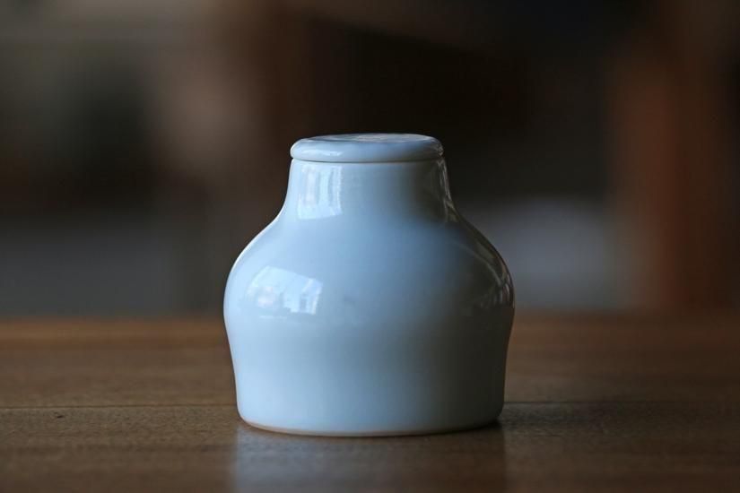 mooshuleek - ムーシュリーク - 蓋付き 小壺 A (淡路島 斉藤幸代 )