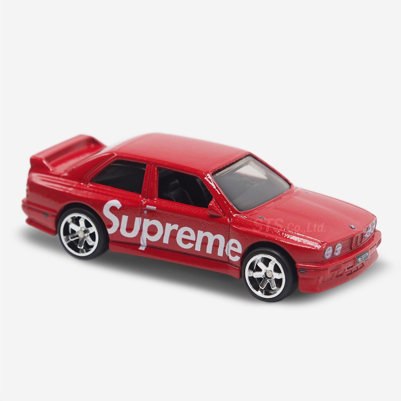 Supreme - Hot Wheels Fleet Flyer + 1992 BMW M3 - ParkSIDER