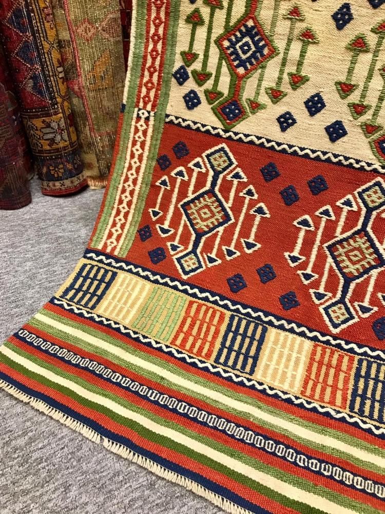 セミオールドキリム/トルコ・ウシャク約166×109cm - 手織り絨毯