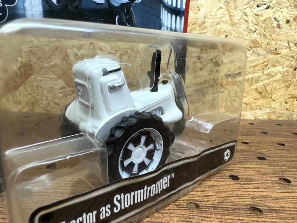 STAR WARS x CARS! TRACTOR as STORMTROOPER 2013年限定品