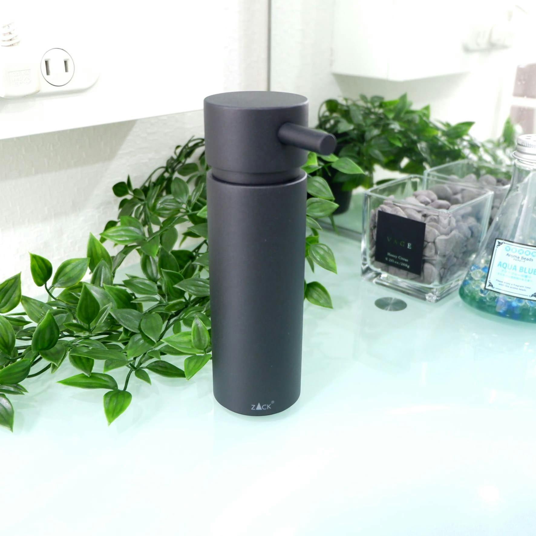 リキッドディスペンサー マットブラック｜ZACK 40557 MANOLA ソープ