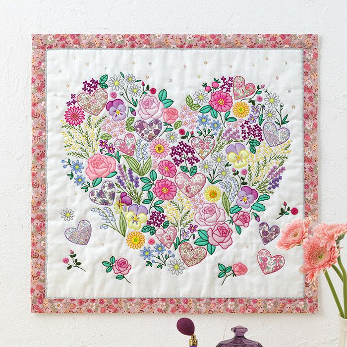 アップリケタペストリー＜フラワータイム＞ | リバティ 生地、編み物