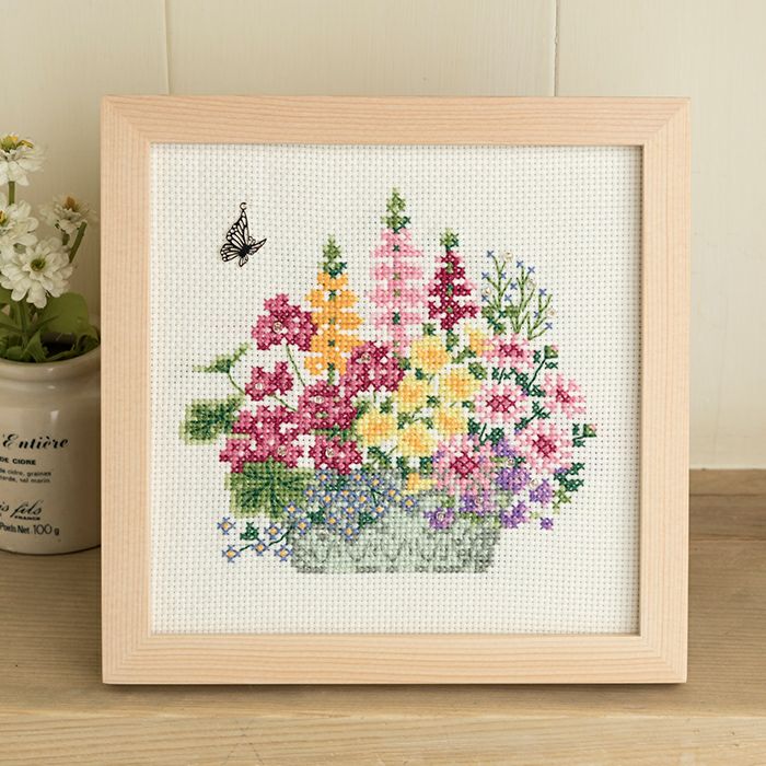 クロスステッチフレーム＜桜のリース＞ | リバティ 生地、編み物、刺繍