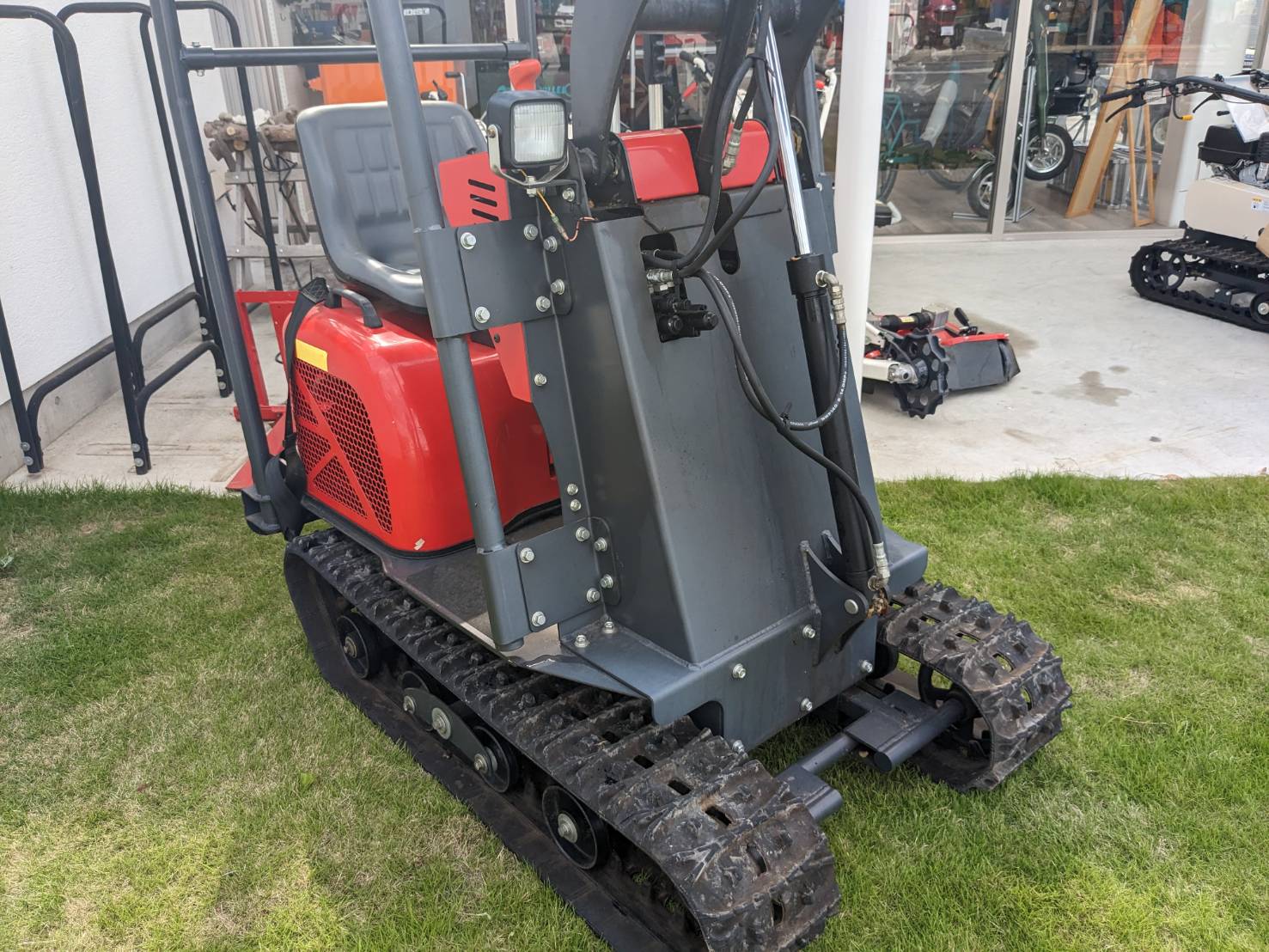 日立建機除雪機シンプル(壊れにくい)ML40 ファーク付き ！売約！