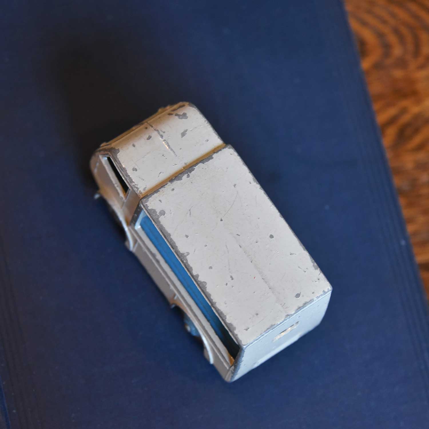 イギリス Dinky Toys 30V Electric van ディンキー ミニカー/TY-06