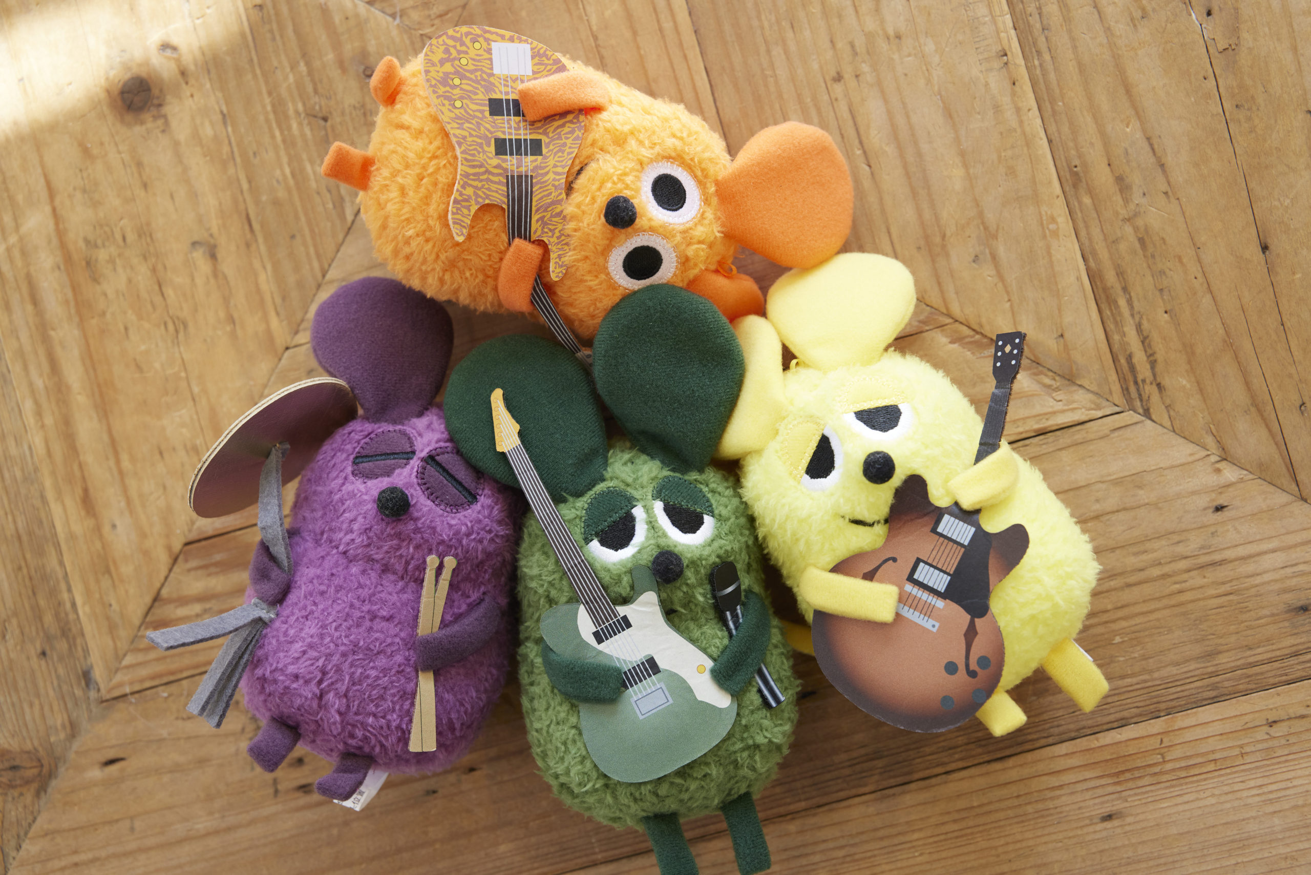 FRDCデビュー10周年のお祝いを、フレデリックと。 FRDCとレオ・レオニ