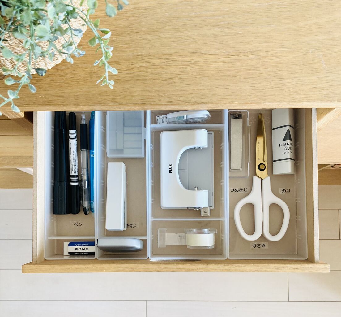 無印】スタッキングシェルフの文具収納を見直し！引き出しの中は無印の