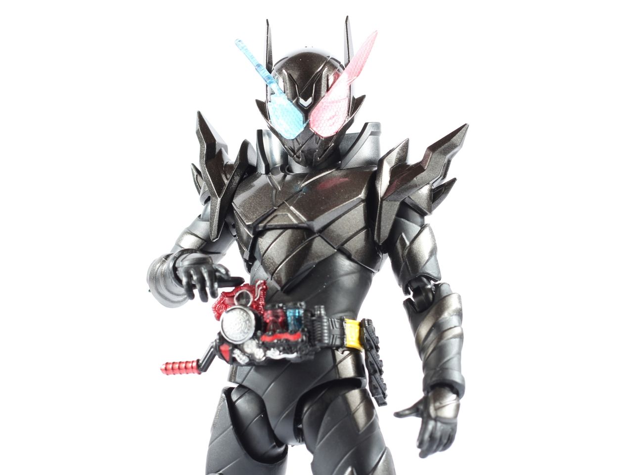 レビュー】S.H.フィギュアーツ 仮面ライダービルド ラビットタンク