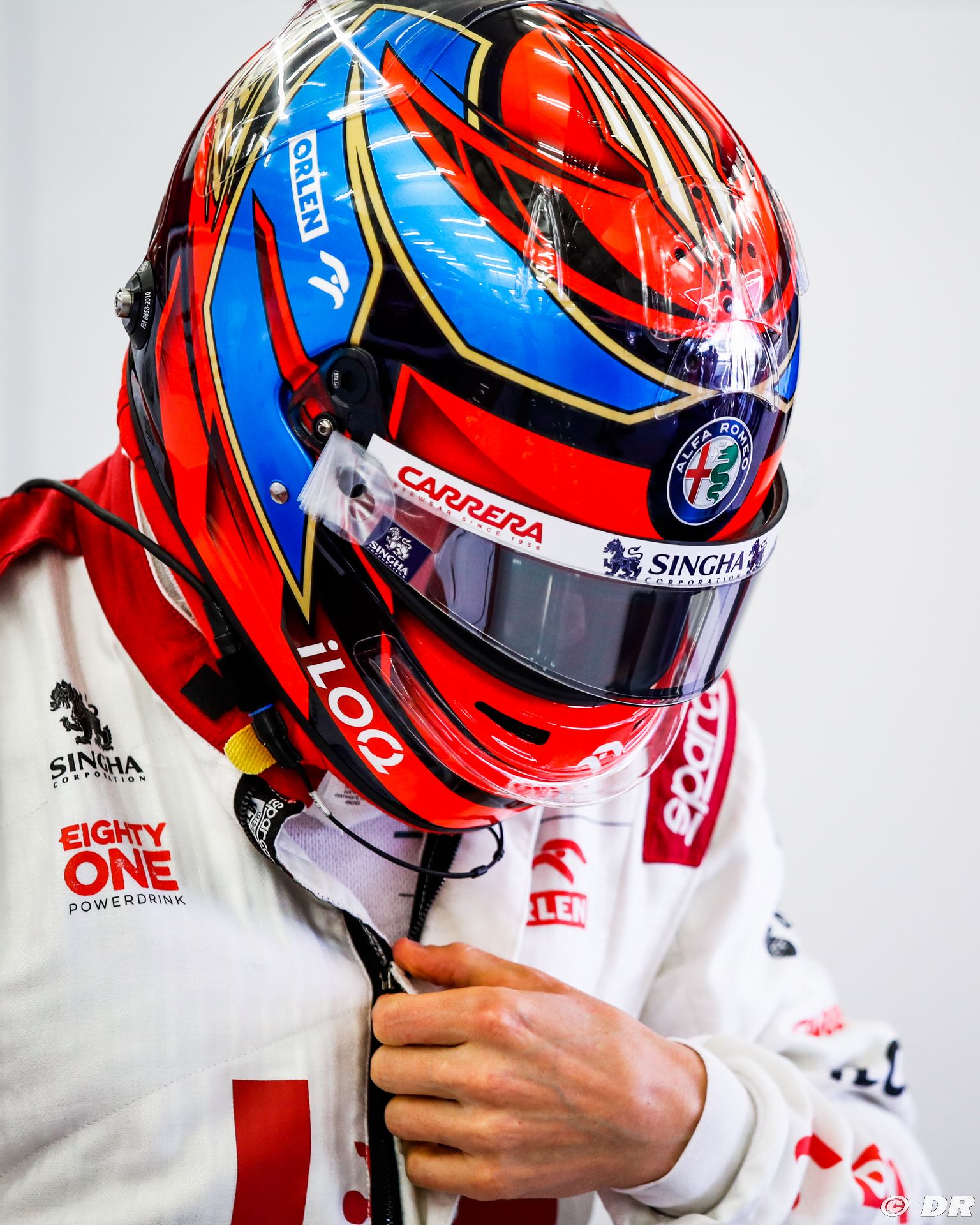 キミ・ライコネン 2021年F1ヘルメット写真 : F1通信jp