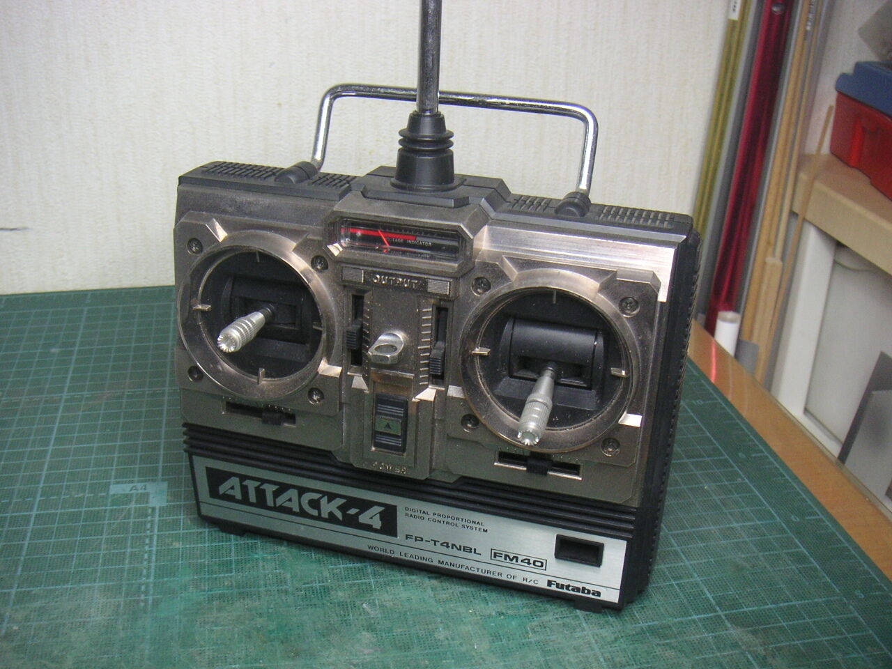 FUTABA ATTACK-4改造 ATTACK-7の作り方(^_^)v : yoshimonのラジコン日記