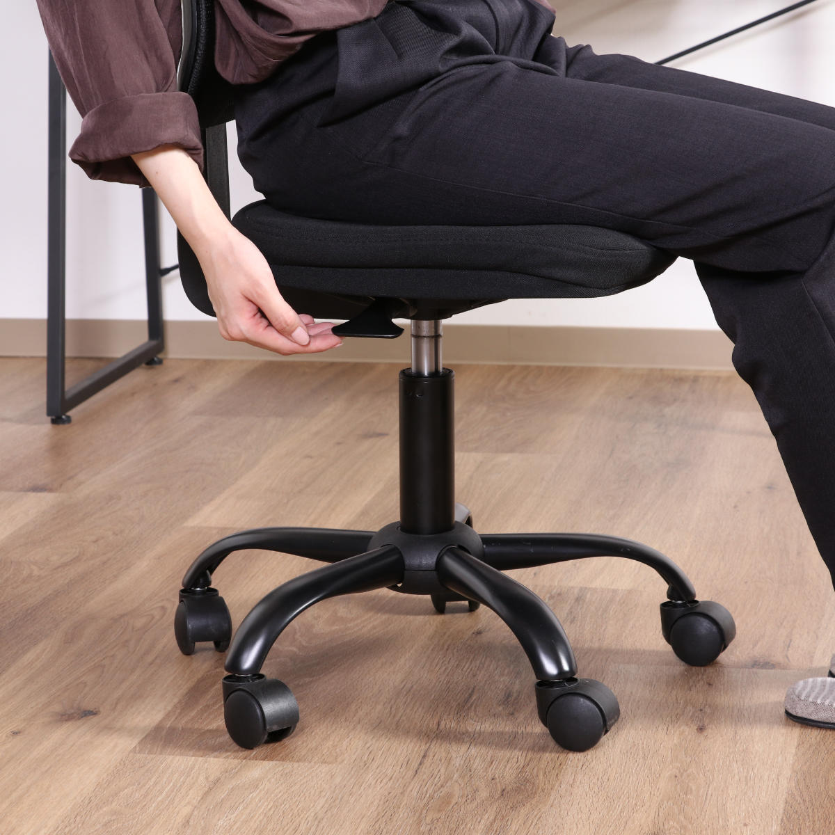 オフィスチェア 座面高41～50.5cm 高さ調節 メッシュ （ チェア デスク