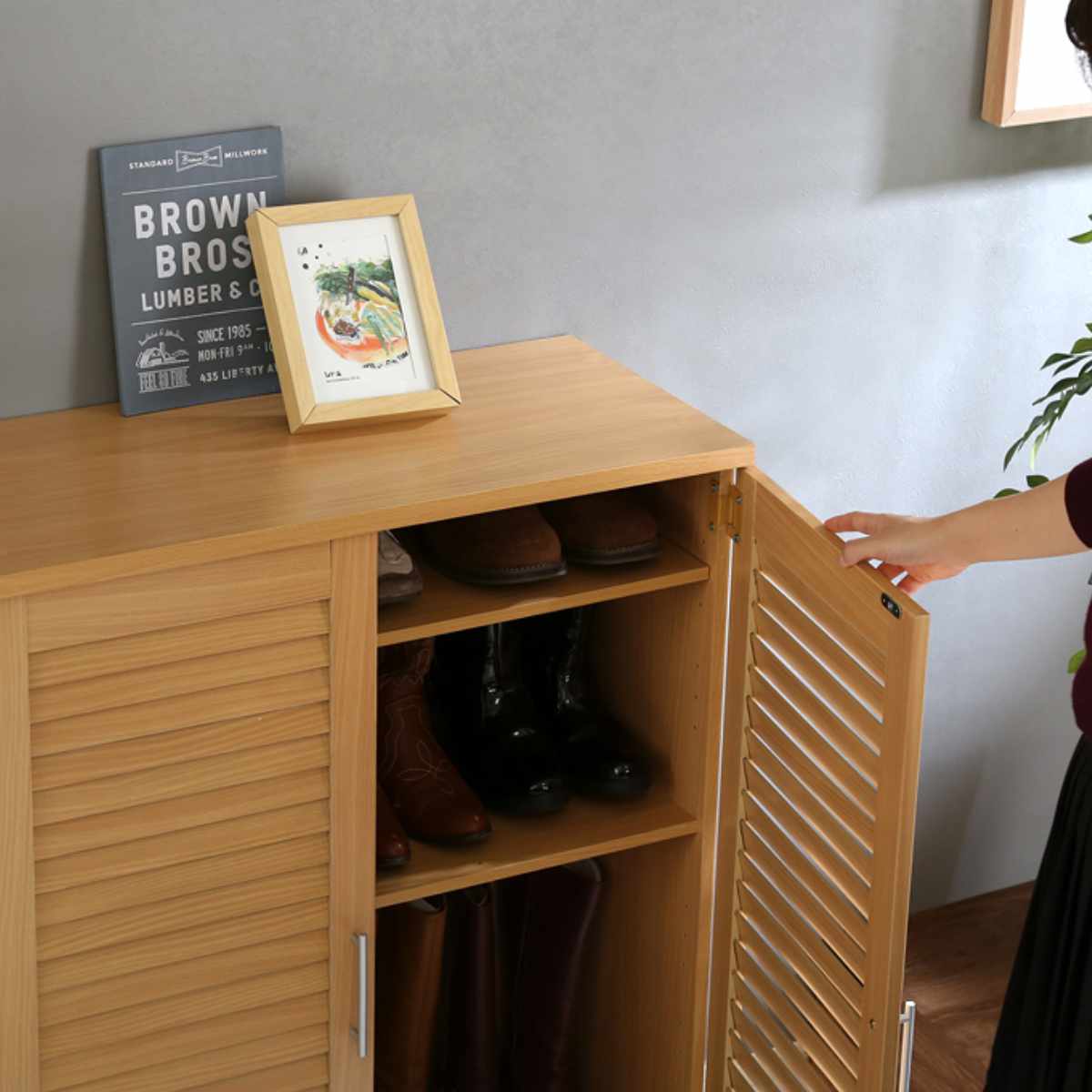 ルーバー扉 シューズボックス 幅60cm 最大21足収納可能 木製 （ 靴