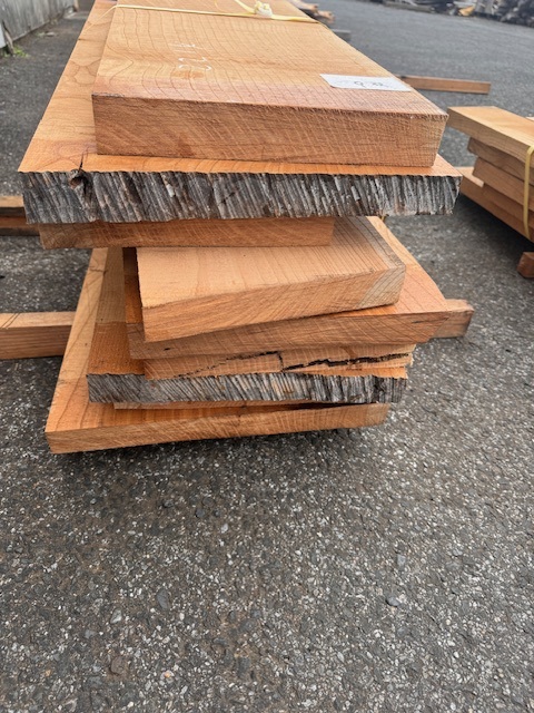 文）ウ）銘木欅けやき ケヤキ 貴重な完全乾燥材 最高級4面役 天板 階段