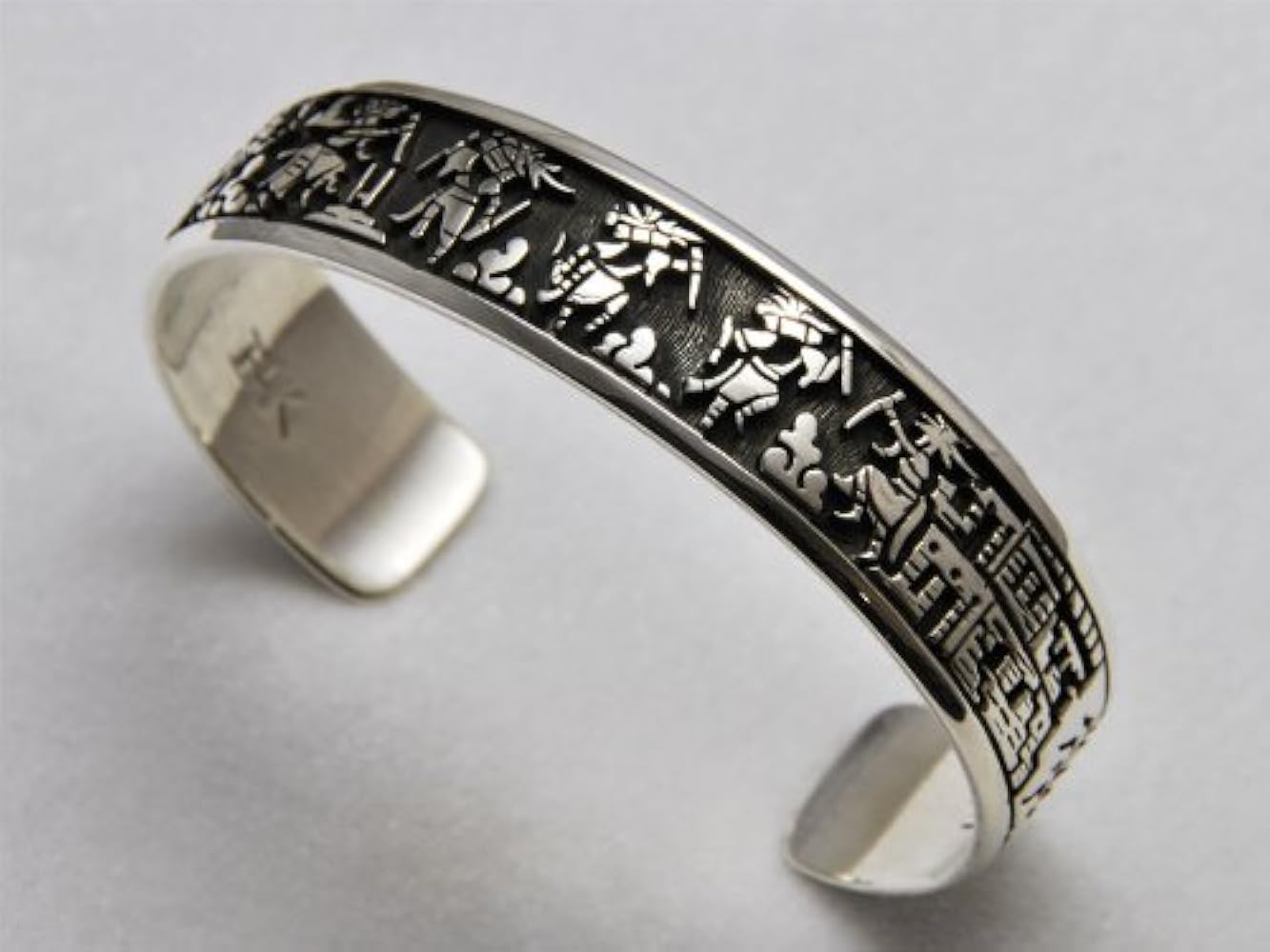 Amazon.co.jp: (ホピジュエリー） Hopi Jewelry シルバー バングル