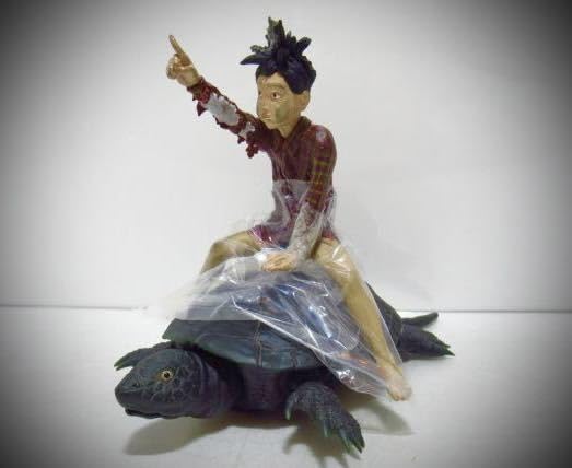 Amazon.co.jp: 限定版 ウルトラQ 大亀 ガメロン カラー版 ソフビ