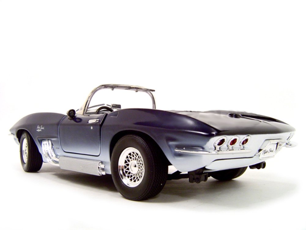 Amazon.com: Motormax 1961 Chevrolet Corvette Mako Shark Dark Blue