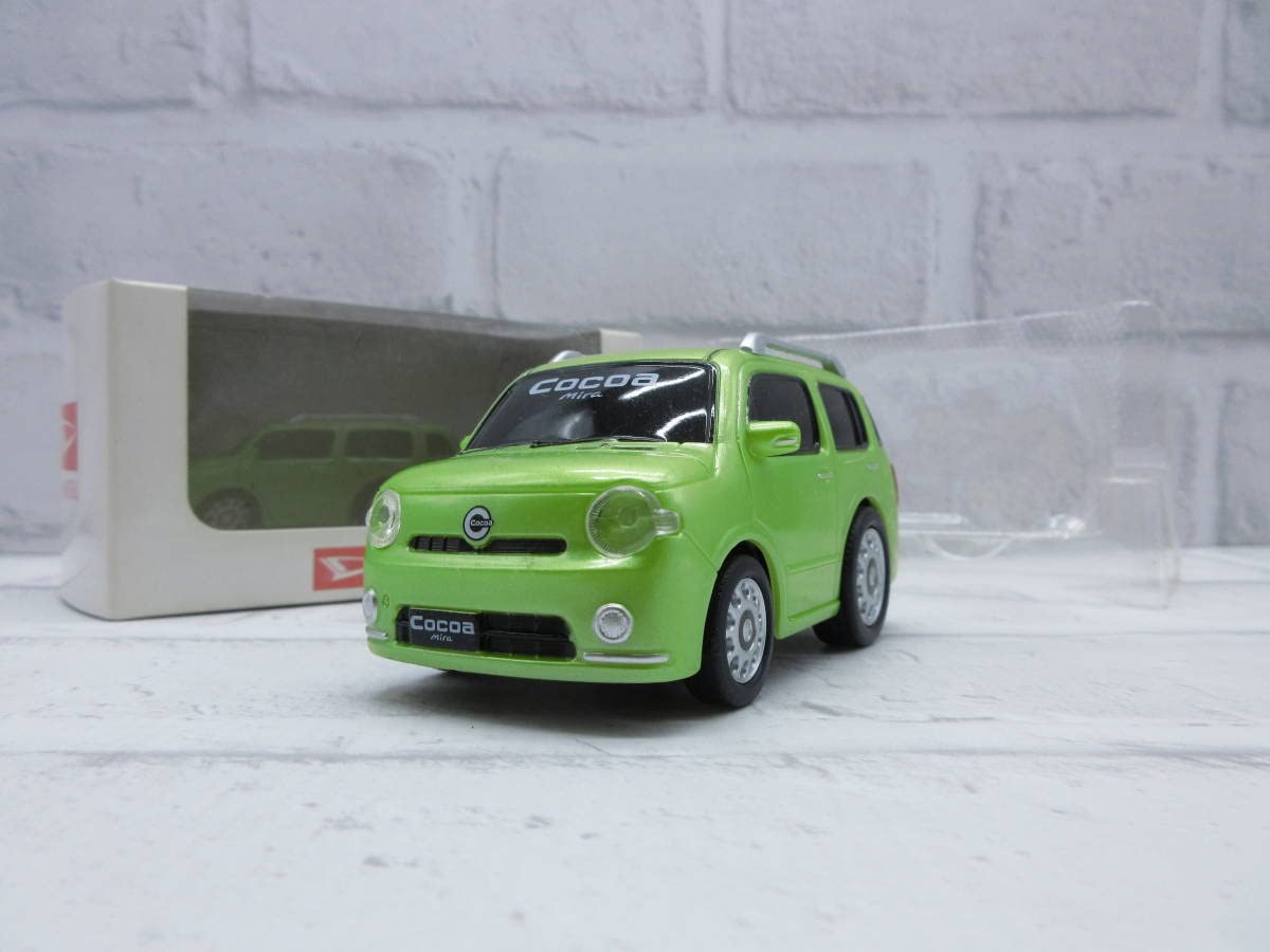 Amazon.co.jp: ミニカー ダイハツ ミラココア Cocoa グリーン系 黄緑