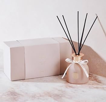 Amazon.co.jp: 【公式】 ハーリップトゥ (Her lip to BEAUTY) Room