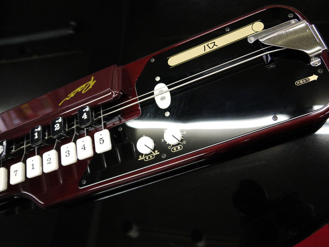 Amazon | スズキ電気大正琴「蘭」バス（中古整備品） | 大正琴 | 楽器