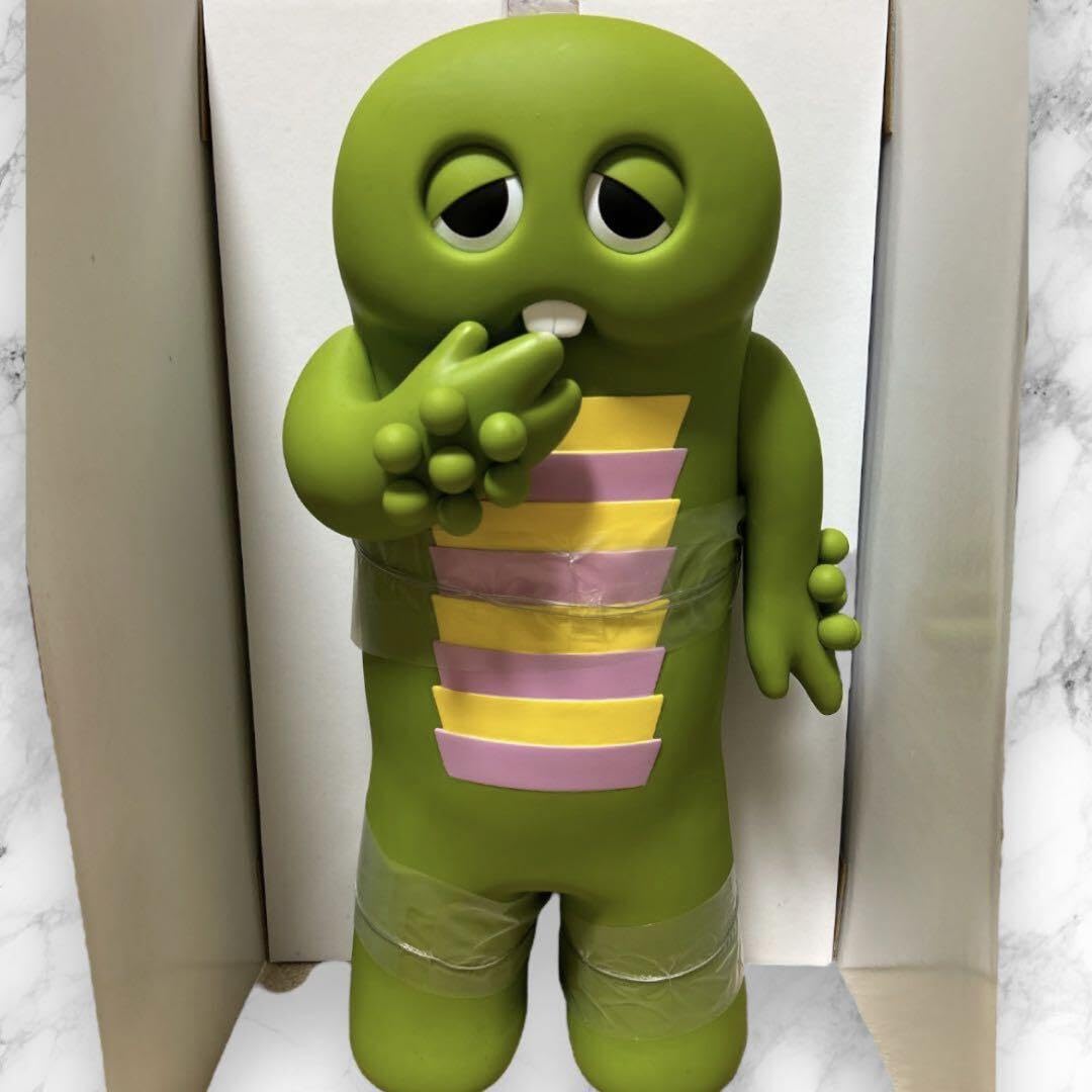 Amazon.co.jp: 初回生産シリアルナンバー入り 3000体 でっかい