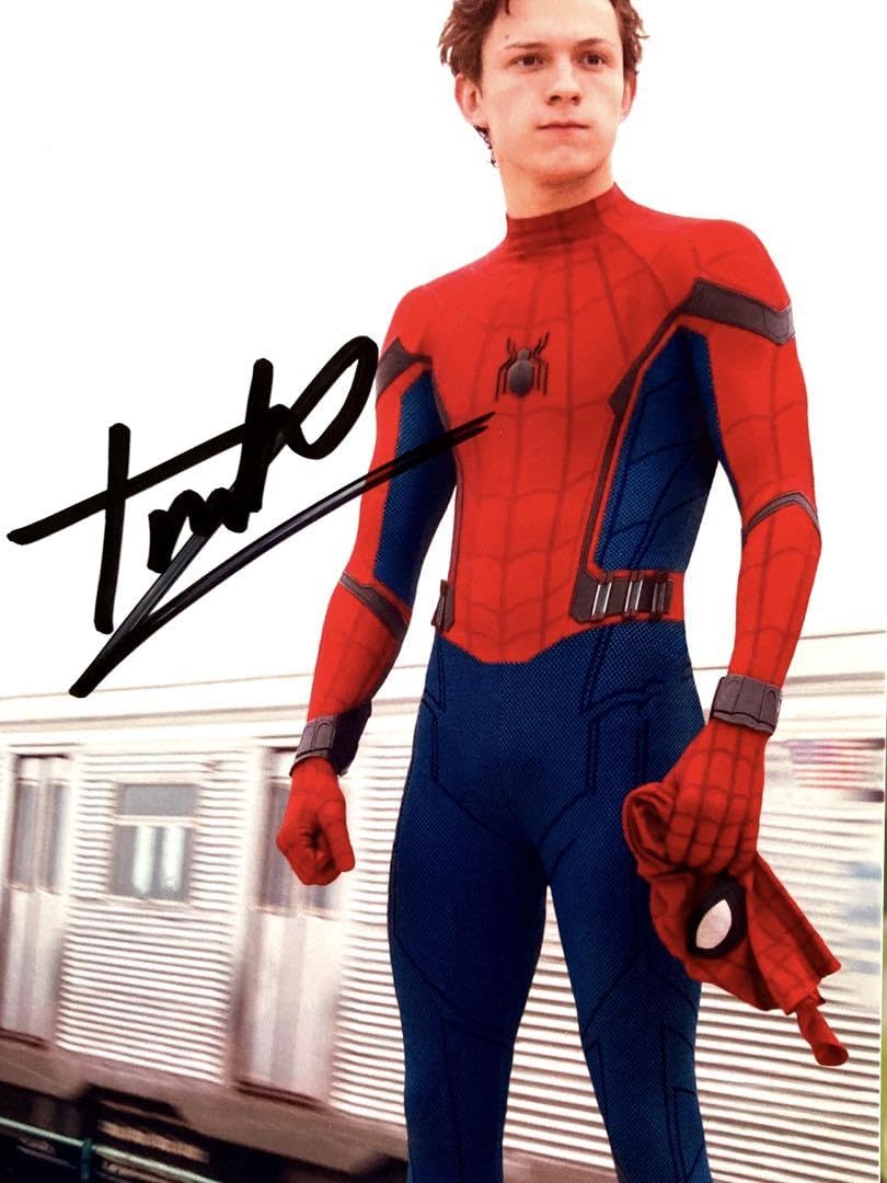 Amazon.co.jp: トム・ホランド直筆サイン入り2Lサイズ写真…Tom Holland