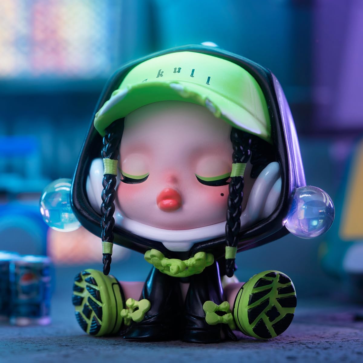 Amazon.co.jp: POP MART スカルパンダ 夜の街シリーズ 12個 限定