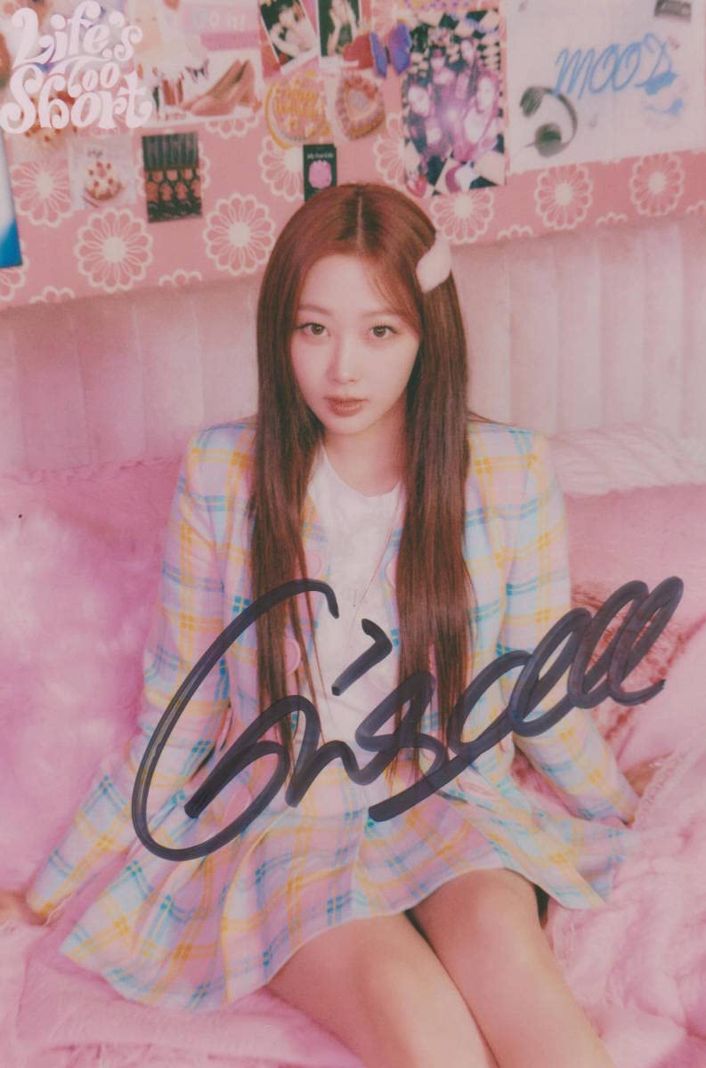 Amazon.co.jp: aespa ジゼル GISELLE 内永枝利 直筆 サイン写真 Life's