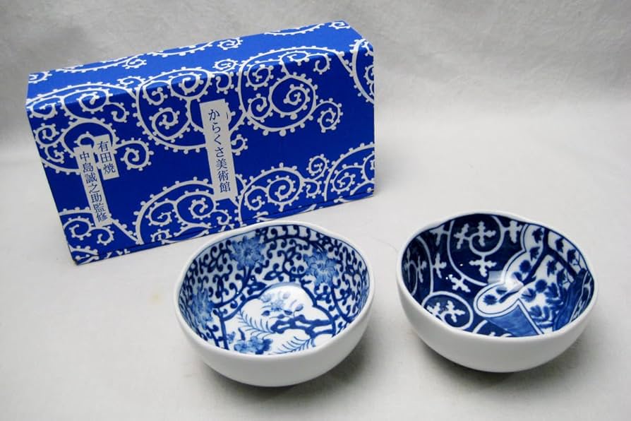 Amazon.co.jp: 有田焼 中島誠之助 監修 2客入 古伊万里 からくさ美術