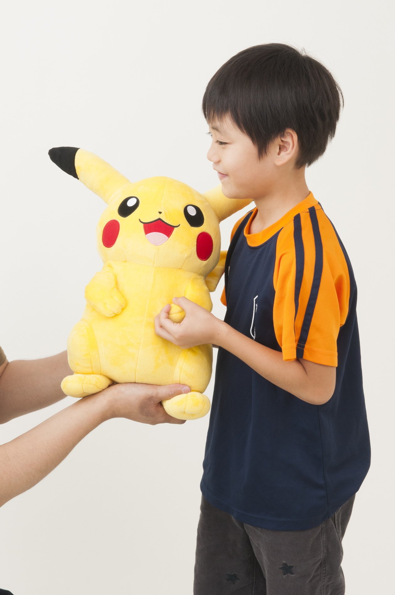 Amazon.co.jp: ぬいぐるみ 等身大ピカチュウ : おもちゃ