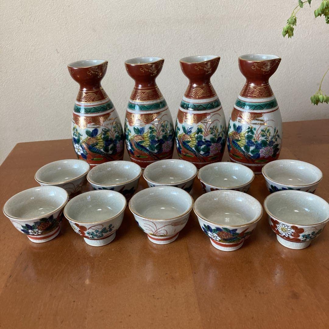 Amazon.co.jp: 九谷焼 酒器セット 徳利 4つ お猪口 10個 : ホーム