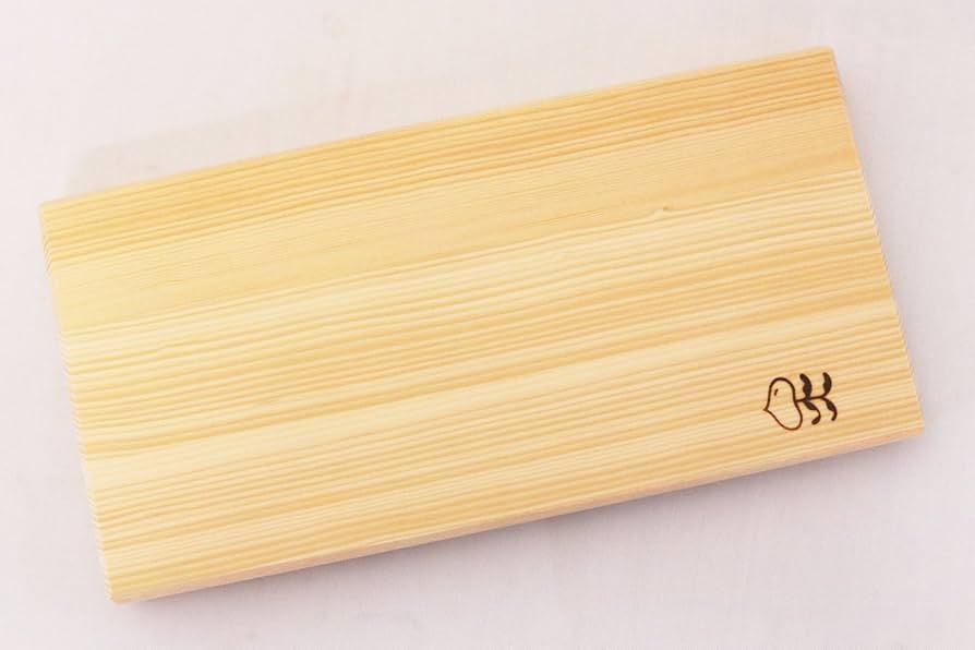 Amazon｜市原木工所 まな板 木製 焼印付まな板 普通幅 30×15cm｜まな板