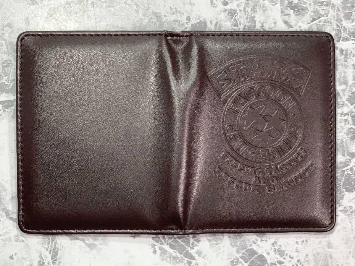 Amazon.co.jp: 「バイオハザード アルバート・ウェスカーの警察手帳