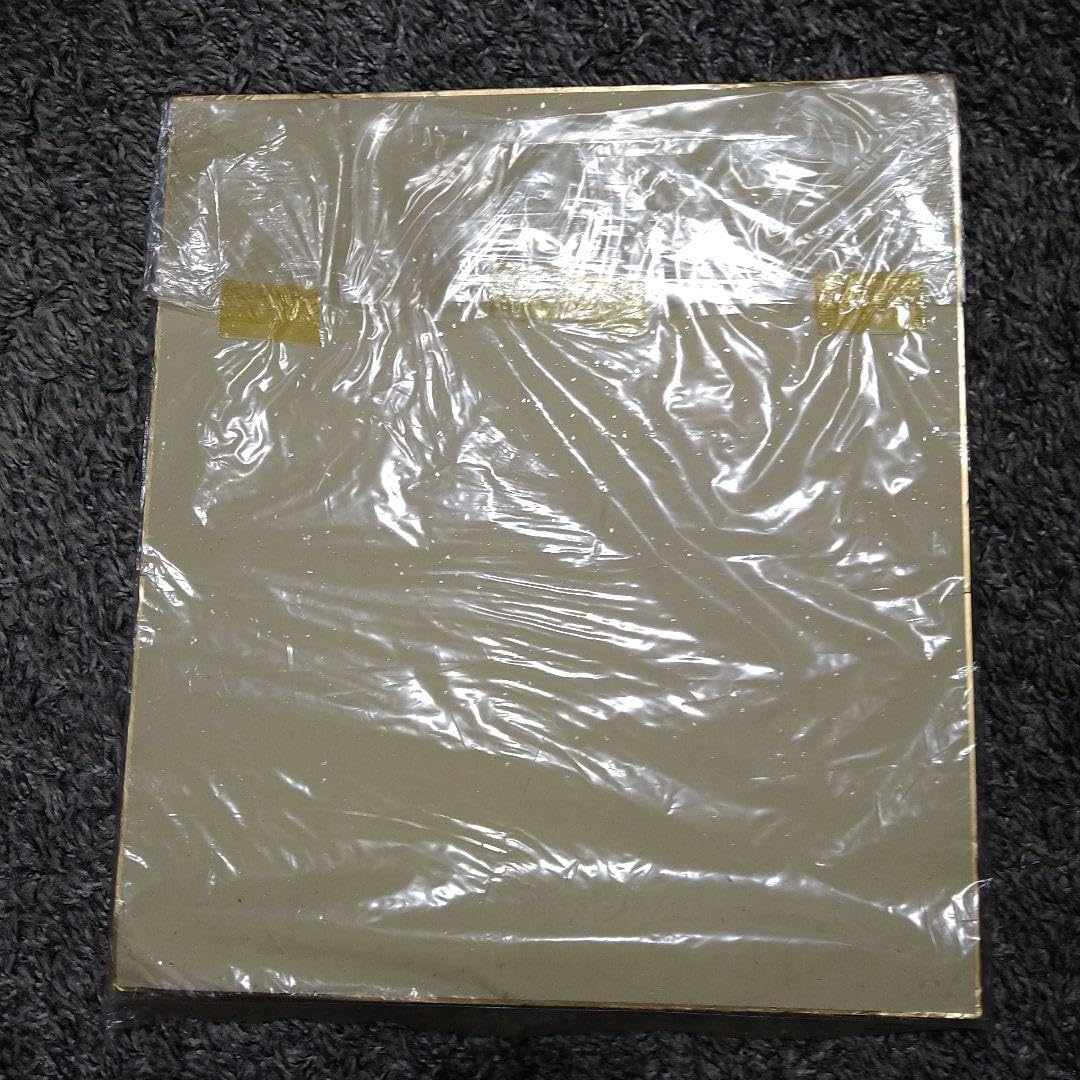 Amazon.co.jp: 松田聖子 サイン色紙 写真付き : 文房具・オフィス用品