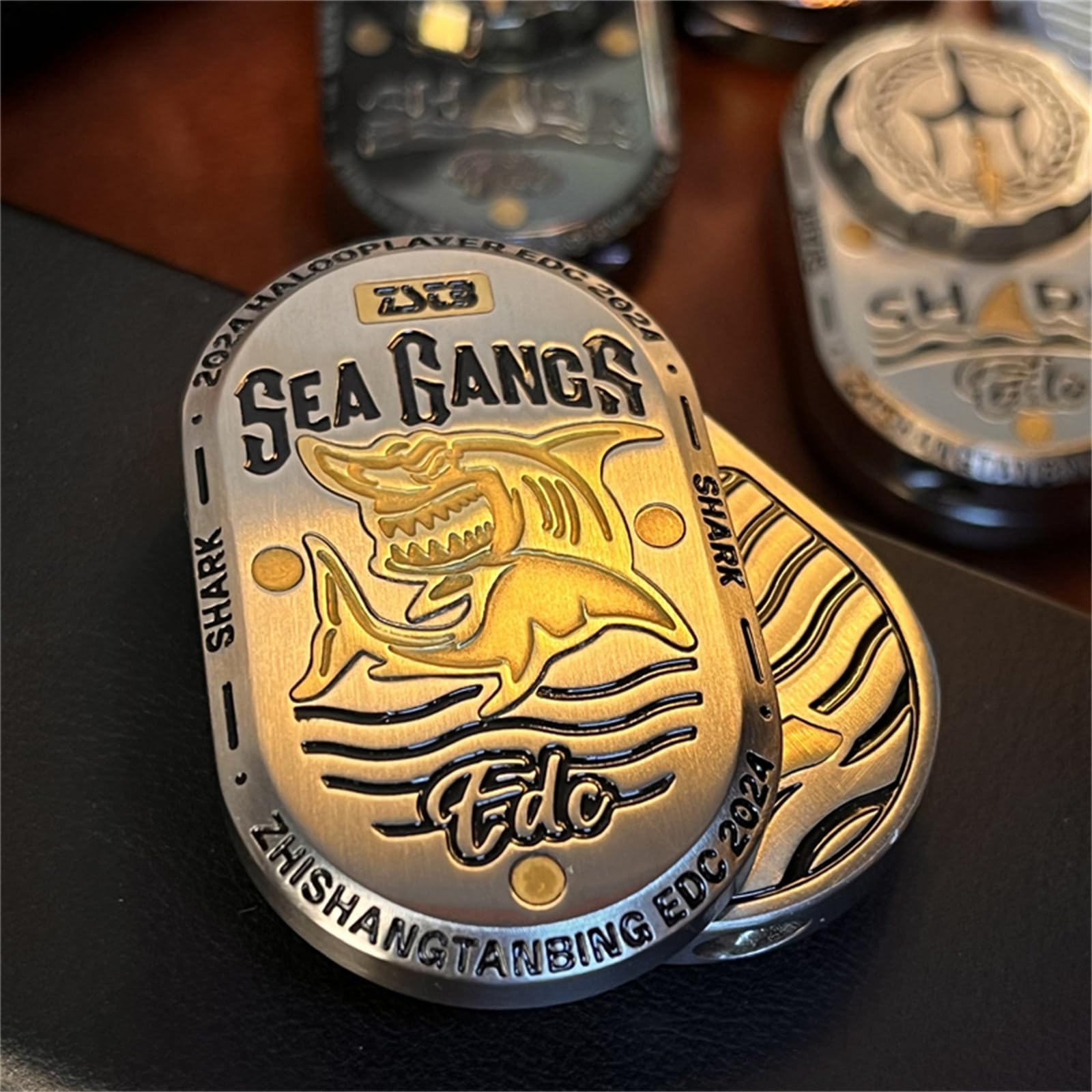 フィジェットトイ フィジェットスライダー Shark EDC Amazon.co.jp