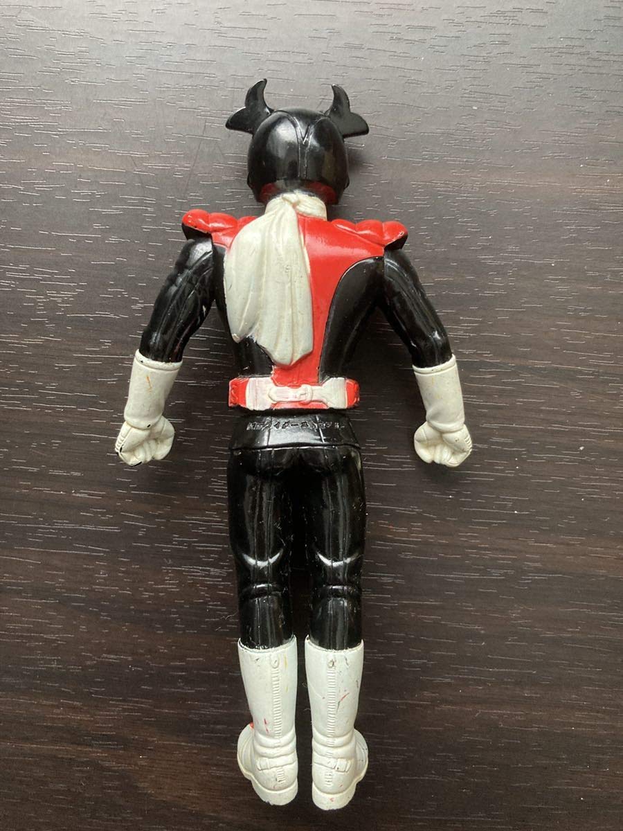 Amazon.co.jp: レア年代物仮面ライダーストロンガー ソフビバンダイ