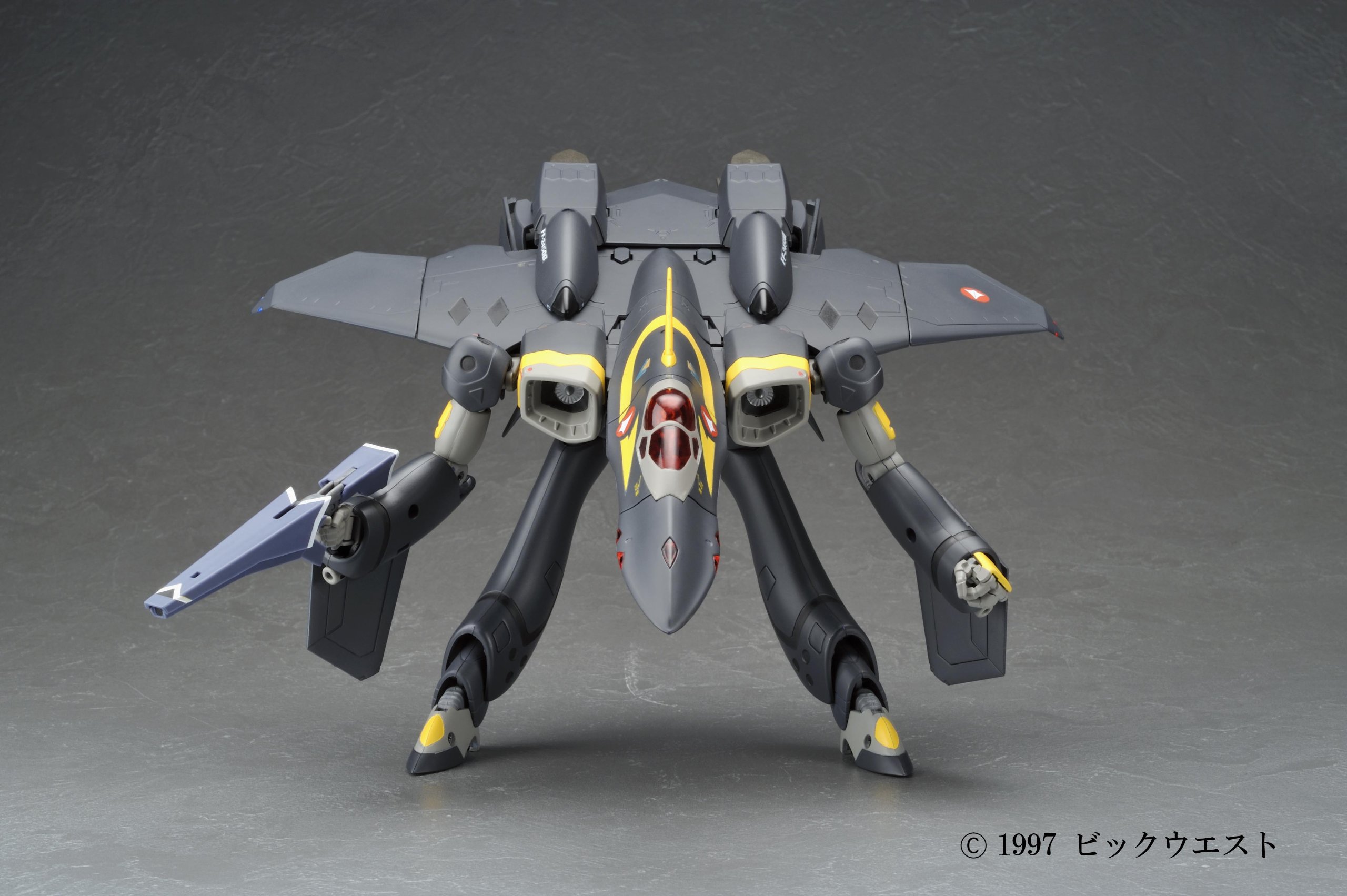 Amazon | マクロス7 1/60完全変形 VF-22S シュトゥルムフォーゲルII