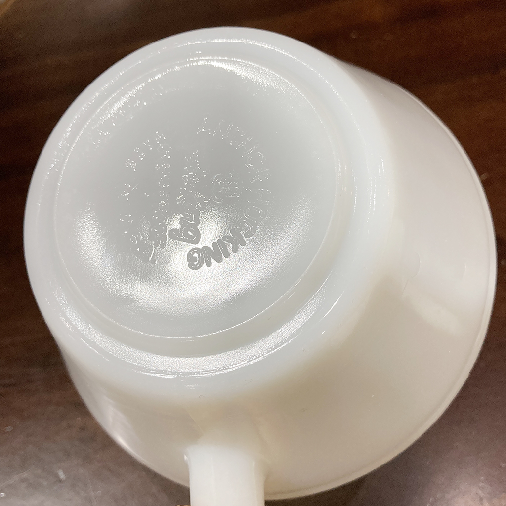 ワンハンドルフレンチキャセロールホワイト1960年代～1976年頃製造