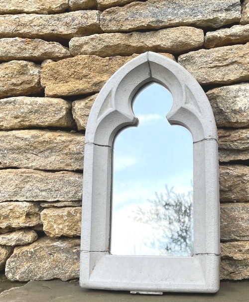 雑貨】 英国SPARTA STATUES 『Gothic Lancet Mirror Small』 ガーデン