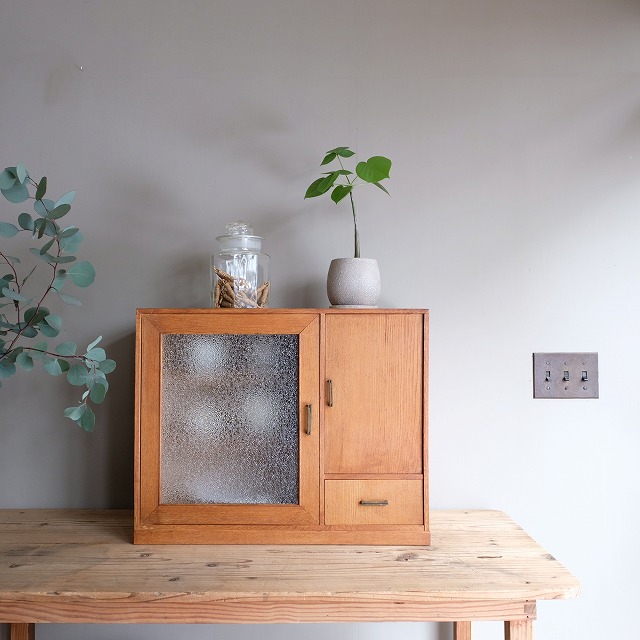 ローキャビネット ダイヤガラス | 古家具,棚類 | R-select