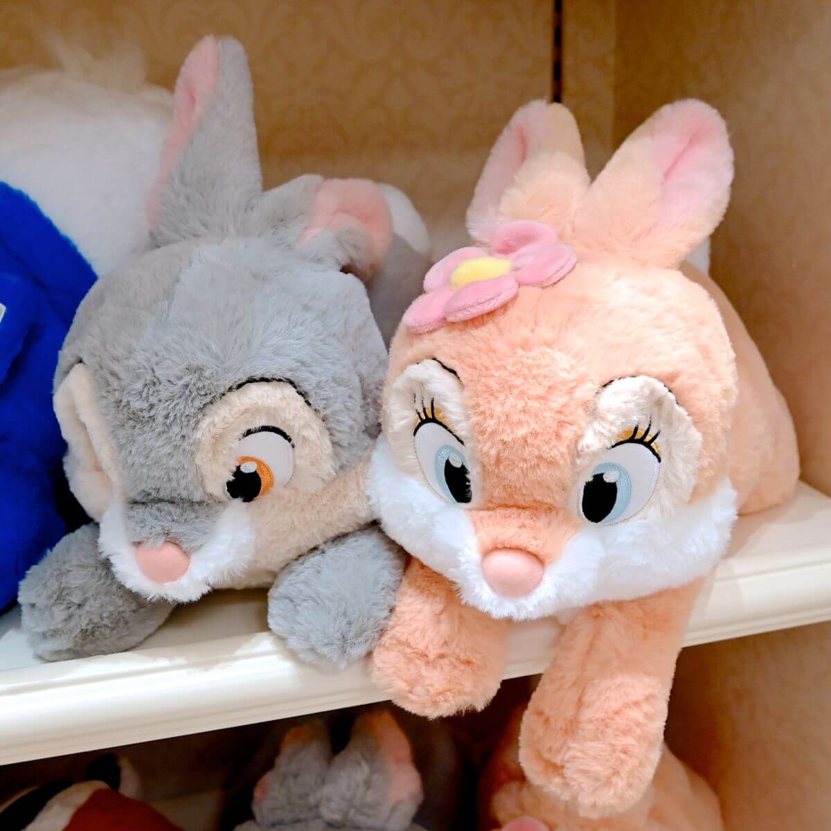 とんすけ&ミス・バニー！東京ディズニーランド『バンビ』だきまくら -