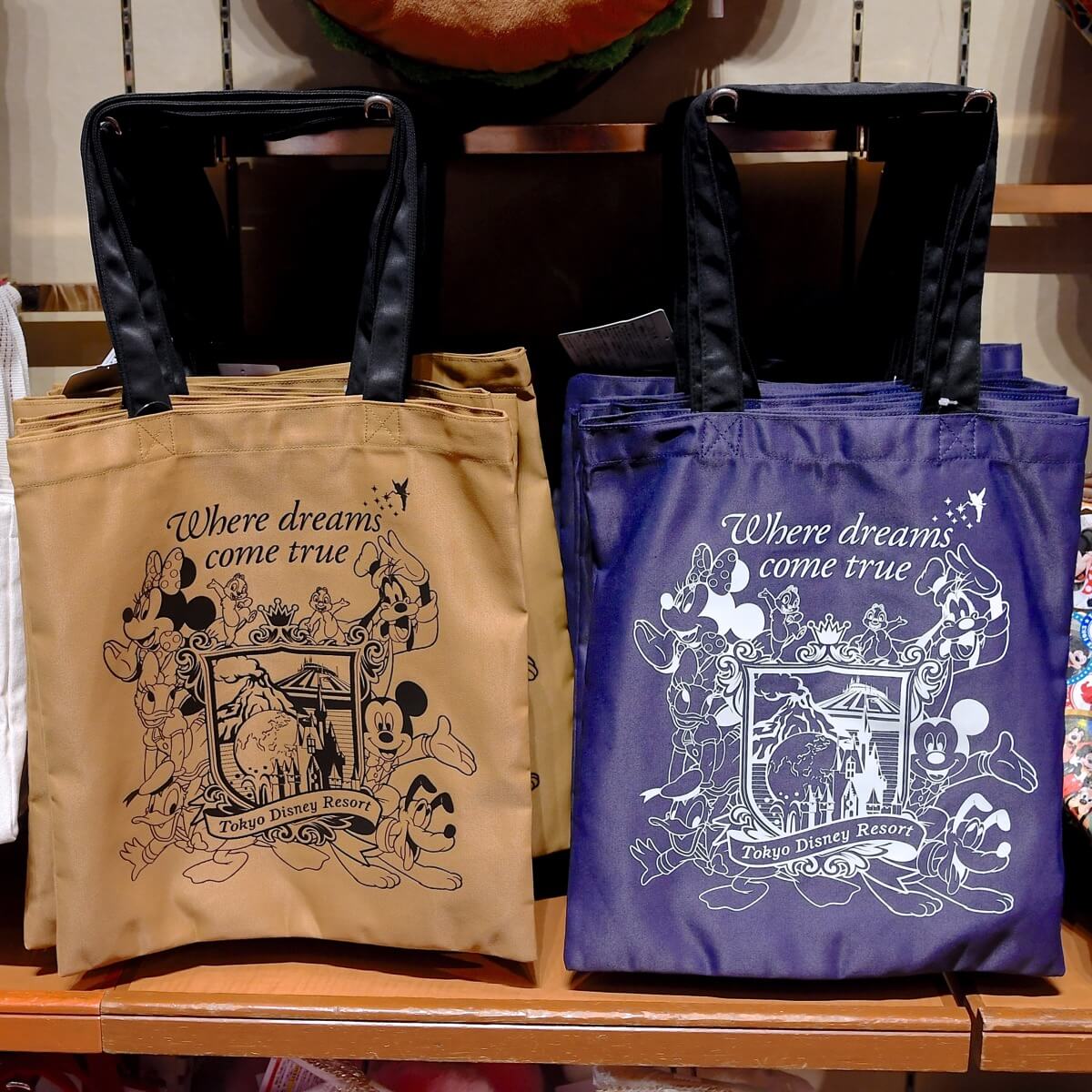 お手頃価格が魅力！東京ディズニーランドのトートバッグ -
